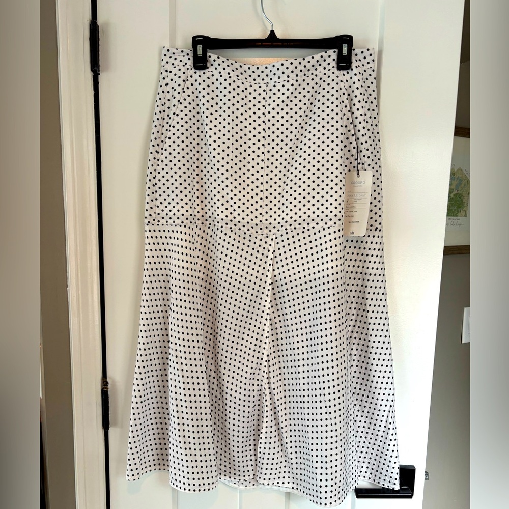 NWT Cabi Spot On Skirt